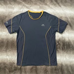 Kelenji by Decathlon Men’s Athletic T-shirt Gray